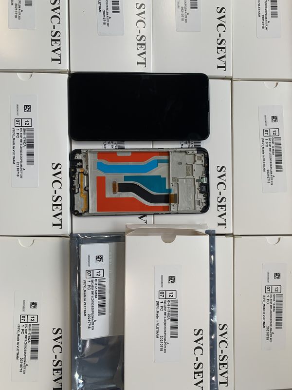 Venta al por mayor Original A107 pantalla LCD con marco Para  a10s Pantalla  A107 paquete de servicio LCD